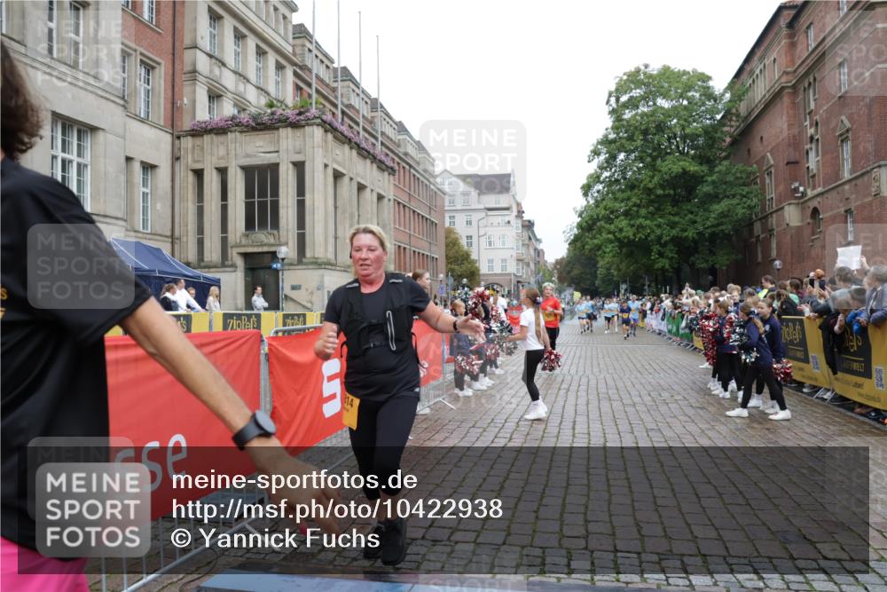 13.09.2026 - Kiel Lauf Yannick Fuchs http://msf.ph/oto/10422938 13.09.2026 09:43:57 Ziel 654, 4522, 5026, 5171, 5857, 7510, 7948, 9814, 10641, 10931, 11653, 12376, 40, 401, 1049, 1833, 1857, 4171, 4256, 5964, 7773, 7857, 7905, 8066, 8770, 8834, 9323, 9934, 10189, 10300, 10460, 11246, 12101, 12164, 12575, 537, 793, 2031, 2437, 4092, 4283, 6550, 7753, 8300, 11655, 12098, 12373, 12437, 255, 623, 1508, 4256, 6377, 7099, 8066 meine-sportfotos.de