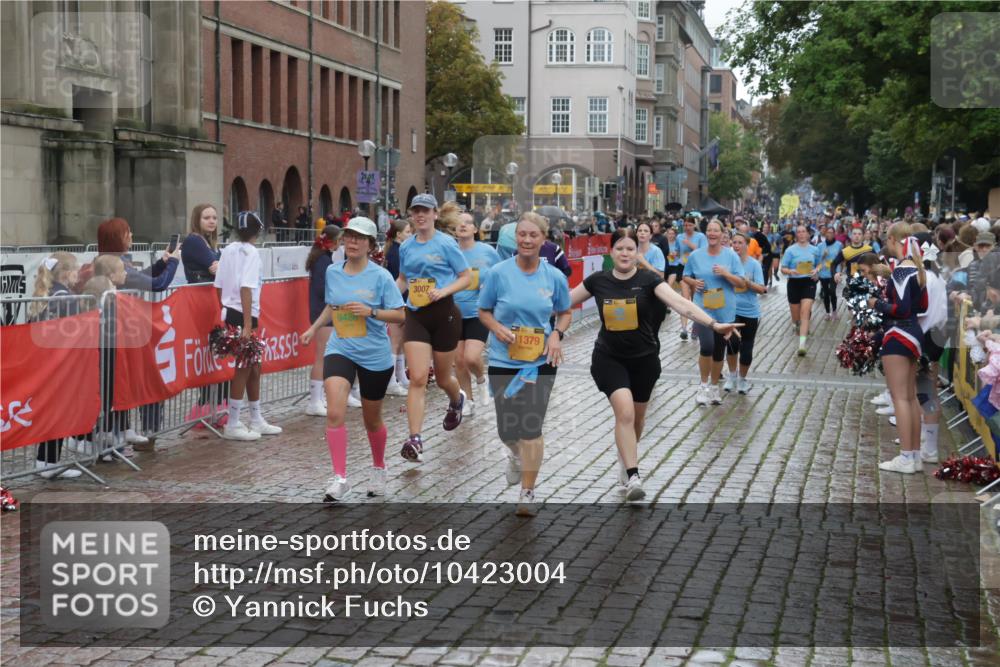 13.09.2026 - Kiel Lauf Yannick Fuchs http://msf.ph/oto/10423004 13.09.2026 10:58:01 Ziel 352, 353, 905, 1220, 1351, 1517, 1778, 2234, 4250, 4340, 4497, 4592, 4765, 5154, 5163, 5232, 5958, 6353, 6425, 7412, 8253, 8470, 8996, 10086, 10318, 10765, 10785, 11613, 12204, 12303, 12473, 12633, 12634, 55, 156, 252, 538, 675, 1070, 1392, 1517, 1528, 1567, 2081, 3007, 3111, 3548, 3575, 3661, 3667, 3933, 4250, 4686, 4754, 4765, 4997, 5112, 5375, 5458, 5594, 6697, 6715, 6805, 7255, 8548, 8903, 9486, 10692, 10908, 11345, 11379, 11554, 11762, 11775, 721, 819, 833, 987, 1253 meine-sportfotos.de