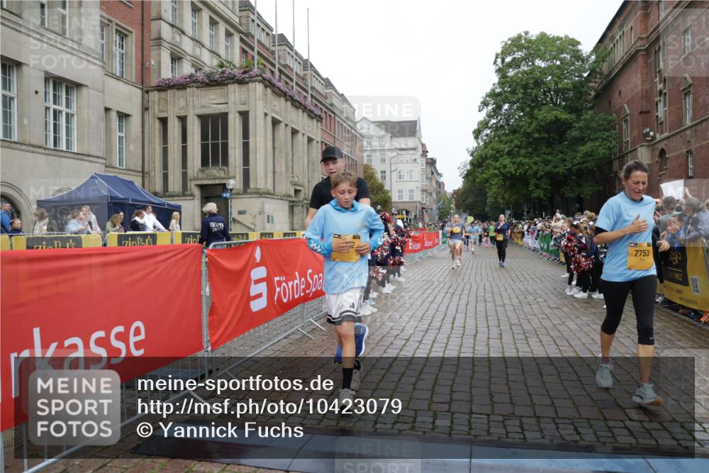 13.09.2026 - Kiel Lauf Yannick Fuchs http://msf.ph/oto/10423079 13.09.2026 09:44:14 Ziel 537, 793, 2031, 2437, 3688, 4092, 7753, 8300, 12098, 12373, 12437, 654, 4283, 4522, 5026, 5171, 5857, 5964, 6550, 7510, 7948, 8300, 9323, 9814, 9934, 10641, 10931, 11653, 11655, 12098, 12164, 12376, 801, 958, 1053, 1849, 1866, 2045, 2212, 2868, 3198, 4098, 4316, 4573, 6892, 6895, 7121, 7430, 7744, 12161, 12318, 1049, 1833, 4171, 5964, 7773, 7905, 8770, 8834, 9323, 9934, 10460, 11246, 12101, 12164 meine-sportfotos.de
