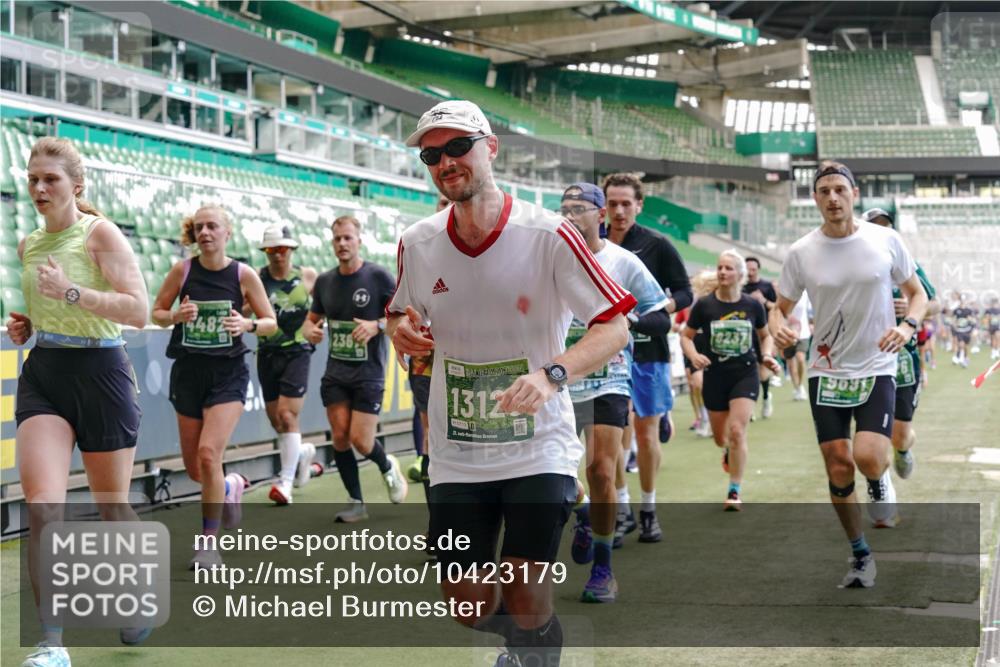 13.09.2026 - 21. swb-Marathon Bremen Michael Burmester http://msf.ph/oto/10423179 13.09.2026 13:00:22 Laufen im Stadion 135, 191, 226, 232, 242, 260, 318, 342, 651, 687, 745, 972, 1080, 1166, 1209, 1368, 1493, 1494, 1516, 1650, 1861, 1935, 1963, 2088, 2210, 2289, 2293, 2306, 2322, 2370, 2409, 2427, 2481, 2485, 2490, 2517, 2560, 2561, 2570, 2627, 2658, 2686, 2700, 2708, 2781, 2806, 2827, 2885, 2899, 2906, 2914, 2953, 2961, 2967, 2979, 3015, 3076, 3098, 3105, 3124, 3145, 3168, 3173, 3190, 3233, 3273, 3354, 3385, 3480, 3516, 3524, 3531, 3642, 3652, 3729, 3774, 3855, 3856, 3861, 3930, 3934 meine-sportfotos.de