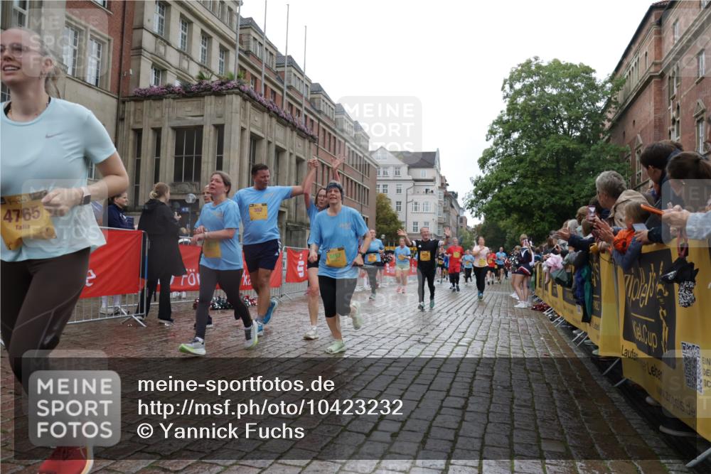 13.09.2026 - Kiel Lauf Yannick Fuchs http://msf.ph/oto/10423232 13.09.2026 10:58:26 Ziel 91, 971, 1404, 1858, 1910, 1978, 2309, 2461, 2752, 3235, 3237, 3559, 3671, 3833, 3842, 4212, 4456, 5605, 5668, 5775, 6906, 7315, 7340, 7367, 7482, 7856, 7949, 9458, 9809, 9827, 9937, 10364, 10503, 10805, 10878, 11023, 11460, 11759, 12123, 12199, 12345, 12821, 352, 353, 721, 819, 833, 905, 987, 1220, 1253, 1351, 1517, 1778, 1910, 2234, 3222, 3325, 3326, 4160, 4250, 4340, 4497, 4592, 4765, 5154, 5163, 5172, 5232, 5314, 5540, 5668, 5958, 6345, 6353, 6425, 6982, 7256 meine-sportfotos.de