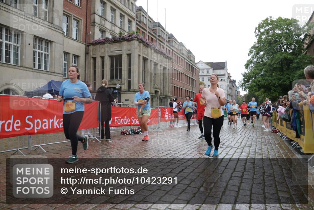 13.09.2026 - Kiel Lauf Yannick Fuchs http://msf.ph/oto/10423291 13.09.2026 10:58:29 Ziel 91, 971, 1858, 1978, 2461, 2752, 2965, 3235, 3237, 3559, 3671, 3833, 3842, 4456, 5605, 5775, 6906, 7315, 7367, 7482, 7738, 7856, 7949, 8381, 8752, 9132, 9458, 9809, 9827, 9937, 10135, 10503, 10878, 11023, 11460, 11759, 12199, 12345, 721, 819, 833, 905, 987, 1220, 1253, 1351, 1404, 1778, 1910, 2234, 2309, 3222, 3325, 3326, 3671, 4160, 4212, 4340, 4592, 5154, 5163, 5172, 5232, 5314, 5540, 5668, 5958, 6345, 6353, 6425, 6982, 7256, 7340 meine-sportfotos.de