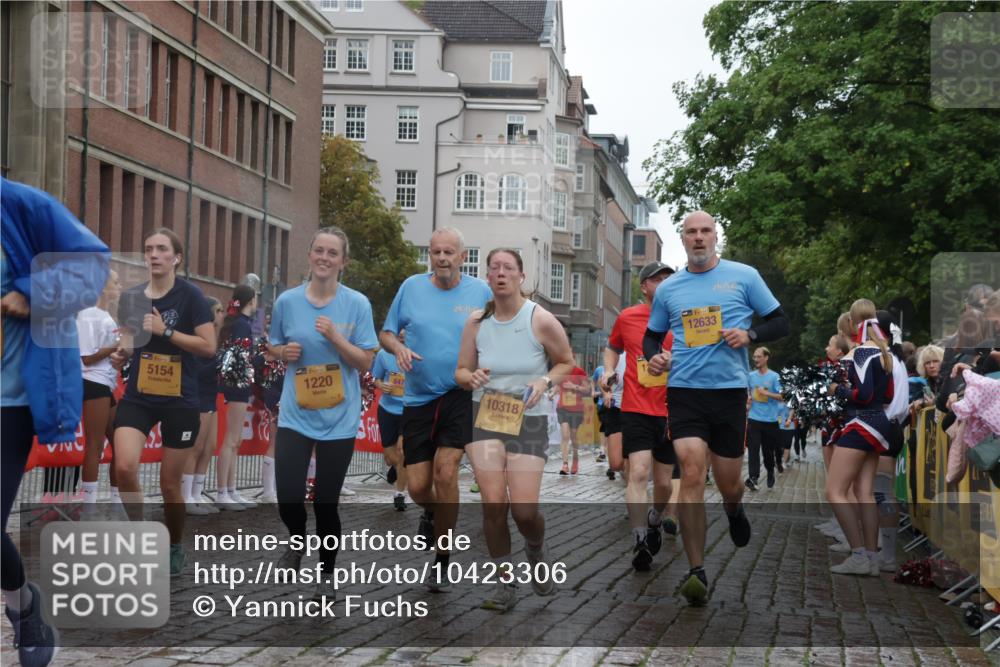 13.09.2026 - Kiel Lauf Yannick Fuchs http://msf.ph/oto/10423306 13.09.2026 10:58:31 Ziel 91, 971, 1858, 1978, 2461, 2752, 2965, 3235, 3237, 3559, 3833, 3842, 4395, 4456, 5605, 5775, 6906, 7315, 7367, 7482, 7738, 7856, 7888, 7949, 8381, 8752, 9132, 9417, 9809, 9827, 9937, 10135, 10503, 10878, 11023, 11460, 11514, 11759, 12199, 12345, 721, 819, 833, 905, 987, 1220, 1253, 1351, 1404, 1778, 1910, 2234, 2309, 3222, 3325, 3326, 3671, 4160, 4212, 4340, 4592, 5154, 5163, 5172, 5232, 5314, 5540, 5668, 5958, 6345, 6353, 6982, 7256, 7340, 9458 meine-sportfotos.de