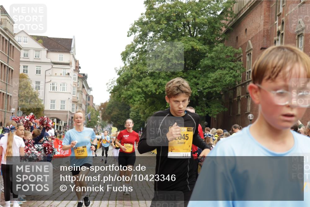 13.09.2026 - Kiel Lauf Yannick Fuchs http://msf.ph/oto/10423346 13.09.2026 09:44:33 Ziel 801, 912, 958, 1849, 1866, 2045, 2212, 2787, 2868, 3198, 3209, 4098, 4316, 6892, 6895, 7121, 7430, 7744, 12161, 537, 793, 1053, 2031, 2437, 3688, 4092, 4283, 4573, 5026, 6550, 7744, 7753, 8300, 11653, 11655, 12098, 12318, 12373, 12437, 1224, 4693, 5939, 6023, 7356, 7460, 9986, 10777, 11046, 11239, 12218, 5026, 5171, 7510, 7948, 9814, 10641, 10931, 12376 meine-sportfotos.de