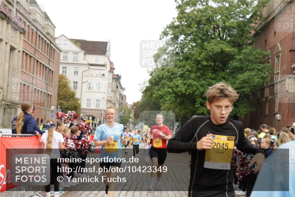 13.09.2026 - Kiel Lauf Yannick Fuchs http://msf.ph/oto/10423349 13.09.2026 09:44:33 Ziel 801, 912, 958, 1849, 1866, 2045, 2212, 2787, 2868, 3198, 3209, 4098, 4316, 6892, 6895, 7121, 7430, 7744, 12161, 537, 793, 1053, 2031, 2437, 3688, 4092, 4283, 4573, 5026, 6550, 7744, 7753, 8300, 11653, 11655, 12098, 12318, 12373, 12437, 1224, 4693, 5939, 6023, 7356, 7460, 9986, 10777, 11046, 11239, 12218, 5026, 5171, 7510, 7948, 9814, 10641, 10931, 12376 meine-sportfotos.de