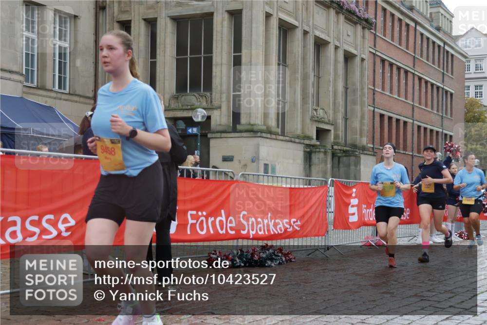 13.09.2026 - Kiel Lauf Yannick Fuchs http://msf.ph/oto/10423527 13.09.2026 10:58:54 Ziel 788, 1085, 1094, 1729, 1990, 2265, 2307, 2557, 2559, 2994, 3943, 3944, 7757, 8059, 8348, 9306, 9313, 9387, 10969, 11087, 12223, 12520, 12694, 79, 91, 971, 1521, 1858, 1978, 2156, 2461, 2473, 2752, 2896, 2965, 3235, 3237, 3559, 3671, 3833, 3842, 4395, 4456, 5605, 5775, 6497, 6906, 7315, 7367, 7482, 7738, 7856, 7888, 7949, 8004, 8381, 8752, 8841, 9132, 9417, 9458, 9809, 9827, 9937, 10135, 10503, 10878, 11023, 11699, 12659, 12672, 724, 2385, 3480 meine-sportfotos.de