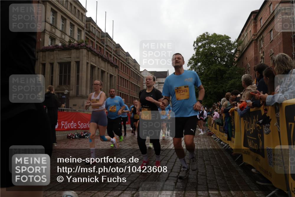 13.09.2026 - Kiel Lauf Yannick Fuchs http://msf.ph/oto/10423608 13.09.2026 10:59:00 Ziel 724, 788, 1085, 1094, 1729, 1990, 2265, 2557, 2559, 2862, 3332, 3943, 3944, 4609, 7757, 8188, 9306, 9313, 9387, 10167, 10551, 10654, 10655, 10969, 11087, 11585, 12223, 12520, 12694, 79, 91, 971, 1521, 2156, 2307, 2461, 2473, 2559, 2896, 2965, 2994, 3235, 3237, 3833, 3943, 3944, 4395, 4456, 5775, 6497, 6906, 7315, 7367, 7738, 7888, 8004, 8059, 8348, 8381, 8752, 8841, 9132, 9417, 9937, 10135, 10503, 10878, 10969, 11023, 11699, 12659, 12672, 1825, 2385, 2639, 3480, 4342 meine-sportfotos.de