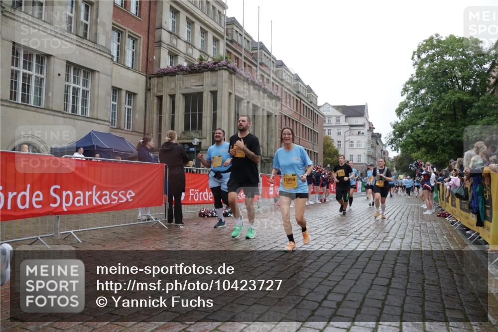 13.09.2026 - Kiel Lauf Yannick Fuchs http://msf.ph/oto/10423727 13.09.2026 10:59:13 Ziel 724, 2385, 2639, 2862, 3332, 3480, 4192, 4609, 4897, 5188, 5519, 5836, 7417, 9227, 9242, 9405, 10251, 10255, 10551, 10871, 11126, 11350, 12482, 79, 788, 1085, 1094, 1521, 1729, 1990, 2156, 2265, 2307, 2473, 2557, 2559, 2862, 2896, 2994, 3943, 3944, 6497, 7757, 8059, 8188, 8348, 8841, 9306, 9313, 9387, 10167, 10654, 10655, 10969, 11087, 11585, 11699, 12223, 12520, 12659, 620, 1825, 1835, 2394, 2771, 2828, 4342, 5891, 5977, 5987, 6693, 7066, 7112, 7734, 10799, 79 meine-sportfotos.de