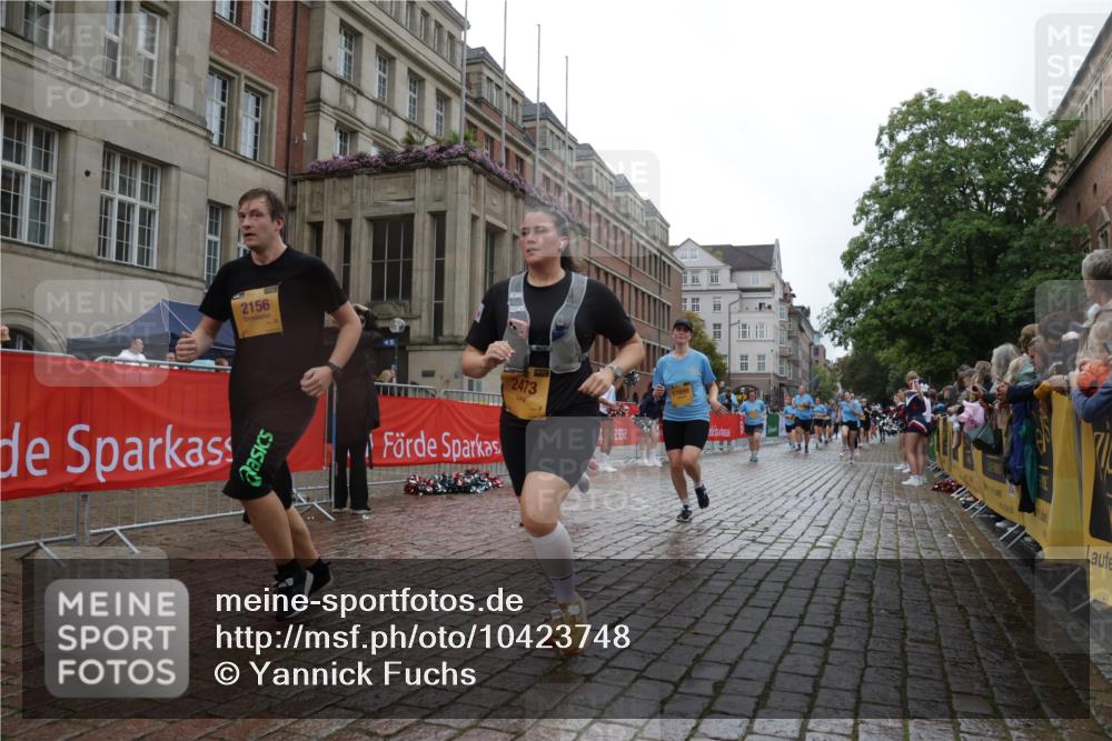 13.09.2026 - Kiel Lauf Yannick Fuchs http://msf.ph/oto/10423748 13.09.2026 10:59:15 Ziel 1825, 2385, 2639, 3332, 3480, 4192, 4342, 4609, 4897, 5188, 5519, 5836, 7417, 7527, 9227, 9242, 9405, 10251, 10255, 10871, 11126, 11340, 11350, 12482, 724, 788, 1085, 1094, 1521, 1729, 1990, 2156, 2265, 2307, 2473, 2557, 2559, 2862, 2896, 2994, 3332, 3943, 3944, 4609, 7757, 8059, 8188, 8348, 8841, 9306, 9313, 9387, 10167, 10551, 10654, 10655, 10969, 11087, 11585, 11699, 12223, 12520, 12659, 620, 1835, 2394, 2771, 2828, 5891, 5977, 5987, 6693, 7066, 7112, 7734, 10799, 79 meine-sportfotos.de