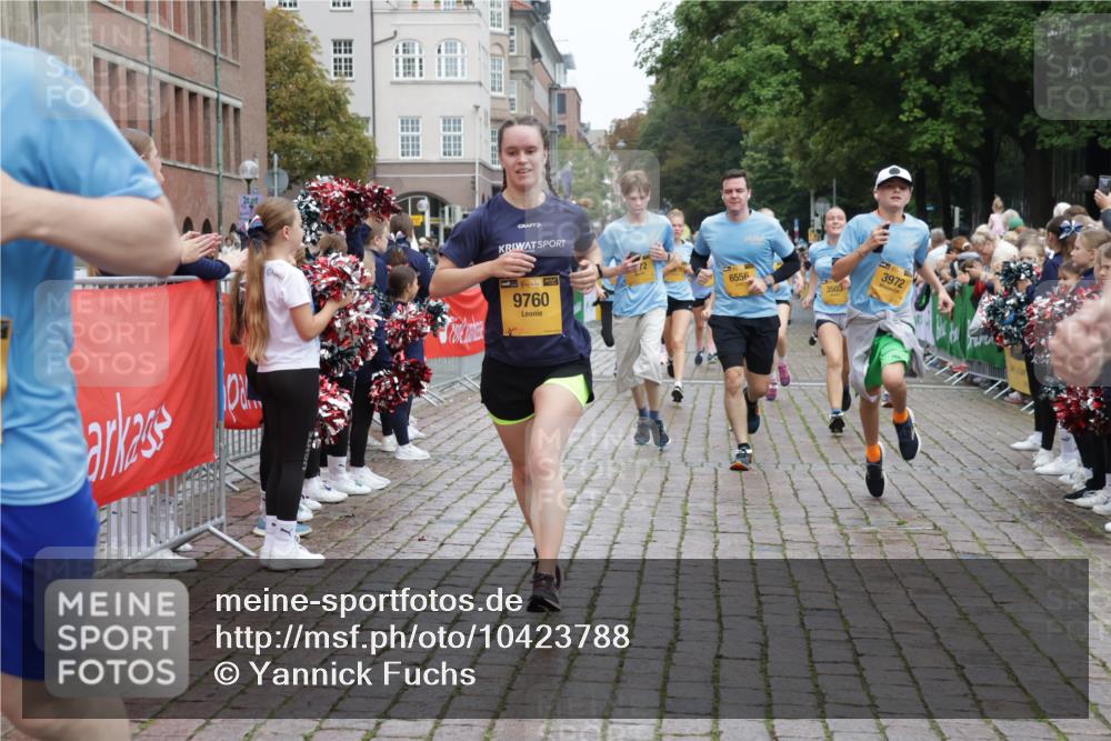 13.09.2026 - Kiel Lauf Yannick Fuchs http://msf.ph/oto/10423788 13.09.2026 09:45:11 Ziel 98, 312, 2282, 2786, 3138, 3479, 3503, 3507, 3517, 3717, 5400, 5672, 6097, 6098, 6556, 8189, 9425, 9760, 10006, 12348, 12351, 912, 1224, 2456, 2704, 3138, 3717, 4118, 4693, 5562, 5939, 6023, 6135, 7356, 7460, 8028, 8189, 9986, 10777, 11043, 11046, 11239, 12218, 12676, 1503, 2017, 2835, 3408, 4606, 5103, 5369, 5399, 5811, 7854, 8152, 8854, 9456, 9897, 10498, 11939, 12069, 12347, 912, 1866, 2045, 2212, 2787, 3198, 3209, 4316 meine-sportfotos.de