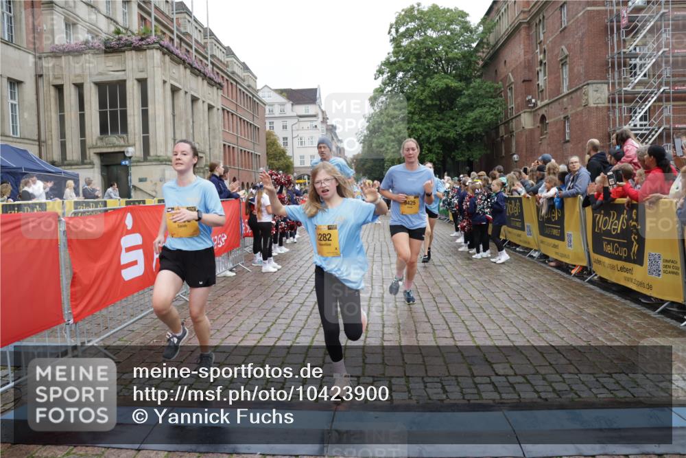 13.09.2026 - Kiel Lauf Yannick Fuchs http://msf.ph/oto/10423900 13.09.2026 09:45:18 Ziel 1503, 2282, 2786, 3479, 3503, 3507, 4606, 5103, 5399, 5400, 5672, 5811, 6097, 6098, 6556, 8854, 9425, 9760, 9897, 10006, 12347, 12348, 12351, 98, 312, 1224, 2456, 2704, 2786, 3138, 3517, 3717, 4118, 5562, 5939, 6023, 6135, 7460, 8028, 8189, 9986, 10777, 11043, 11046, 11239, 12676, 1023, 1579, 2017, 2835, 3408, 5369, 6038, 7854, 8126, 8152, 9456, 10498, 11939, 12069, 12281, 912, 1224, 4693, 7356, 7460, 9986, 11046, 12218 meine-sportfotos.de