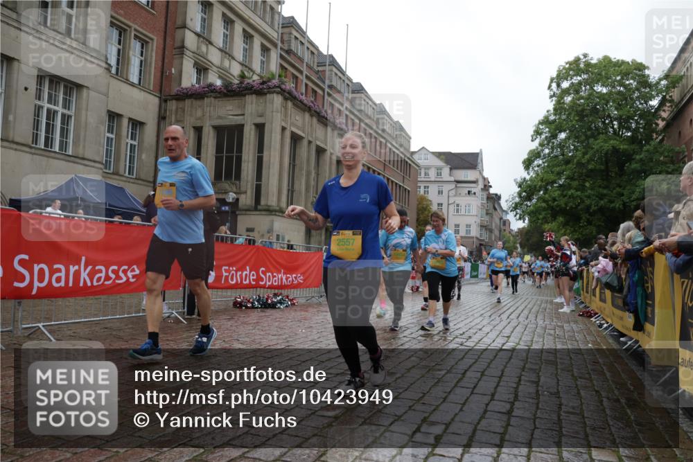 13.09.2026 - Kiel Lauf Yannick Fuchs http://msf.ph/oto/10423949 13.09.2026 10:59:33 Ziel 620, 683, 1835, 2354, 2394, 2771, 2828, 3108, 3113, 3176, 3348, 3663, 5173, 5382, 5608, 5977, 5987, 6693, 7112, 7614, 8208, 8723, 8884, 9700, 9778, 9971, 10157, 10799, 10918, 11016, 11177, 11202, 12359, 12408, 724, 1825, 2385, 2557, 2639, 2828, 2862, 3332, 3480, 4192, 4342, 4609, 4897, 5188, 5519, 5836, 5891, 5987, 7066, 7417, 7527, 7734, 8188, 9227, 9242, 9405, 9684, 10167, 10251, 10255, 10453, 10536, 10551, 10654, 10655, 10871, 11126, 11585, 1729 meine-sportfotos.de