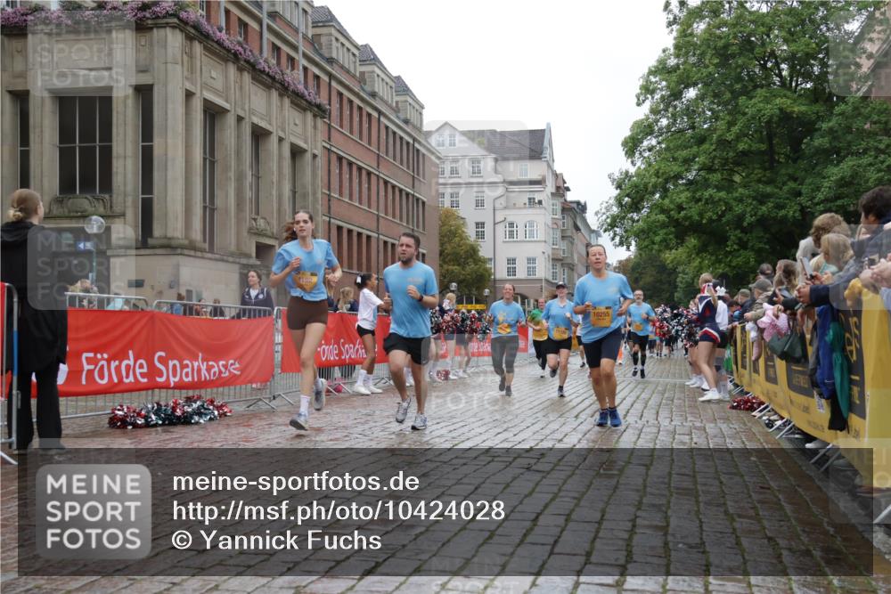 13.09.2026 - Kiel Lauf Yannick Fuchs http://msf.ph/oto/10424028 13.09.2026 10:59:40 Ziel 620, 683, 747, 988, 2354, 3108, 3113, 3176, 3348, 3607, 3663, 5173, 5382, 5608, 7350, 7454, 7614, 8234, 8723, 8884, 9971, 10157, 10916, 10918, 12408, 1825, 1835, 2385, 2394, 2639, 2771, 2828, 3332, 3480, 4192, 4342, 4609, 4897, 5188, 5519, 5836, 5891, 5977, 5987, 6693, 7066, 7112, 7417, 7527, 7734, 8208, 9227, 9242, 9405, 9684, 9700, 9778, 10251, 10255, 10453, 10536, 10799, 10871, 11016, 11126, 11177, 12359, 3332, 4192, 4609, 10255 meine-sportfotos.de