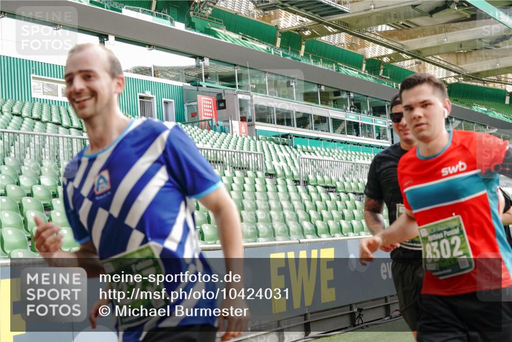 13.09.2026 - 21. swb-Marathon Bremen Michael Burmester http://msf.ph/oto/10424031 13.09.2026 13:23:42 Laufen im Stadion 137, 160, 182, 211, 324, 434, 533, 548, 571, 609, 708, 721, 739, 743, 752, 892, 1157, 1178, 1259, 1273, 1331, 1463, 1471, 1597, 1598, 1657, 1691, 1746, 1788, 1883, 1944, 2095, 2213, 2252, 2286, 2312, 2323, 2433, 2445, 2465, 2475, 2483, 2495, 2503, 2504, 2526, 2571, 2685, 2711, 2768, 2776, 2936, 2968, 3252, 3282, 3288, 3289, 3292, 3298, 3312, 3347, 3351, 3364, 3381, 3395, 3423, 3447, 3505, 3530, 3559, 3727, 3770, 3784, 3819, 4020, 4054, 4231, 4406, 4407, 4431, 4466, 4467, 4584 meine-sportfotos.de