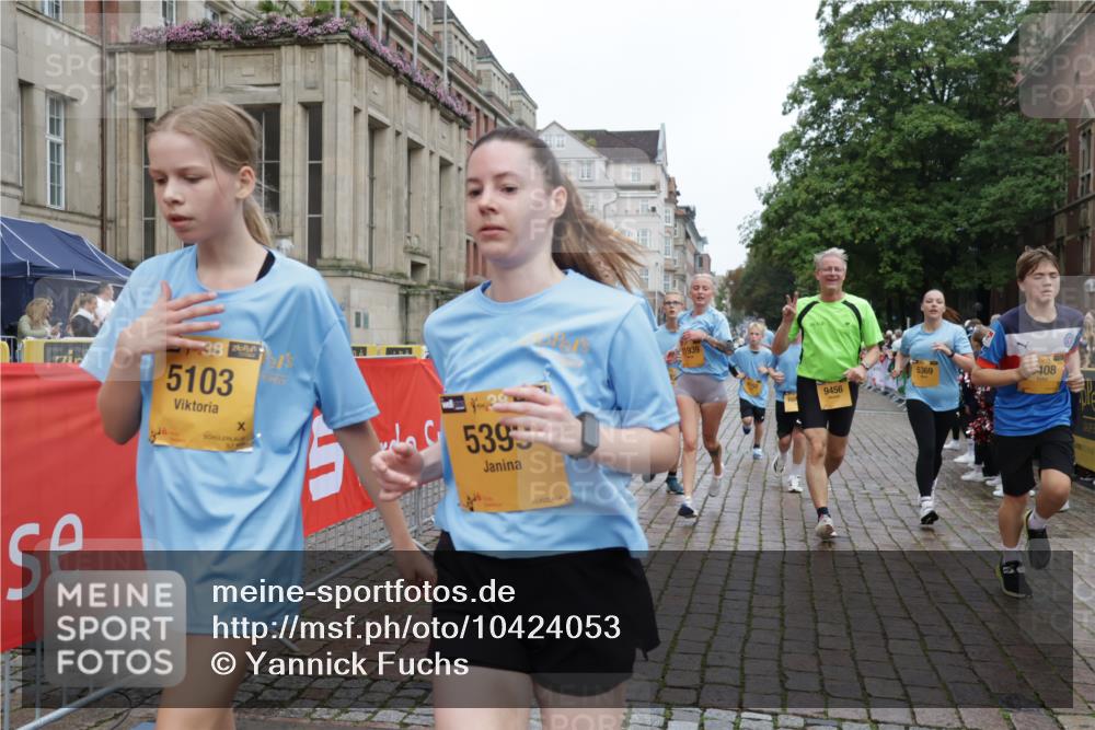 13.09.2026 - Kiel Lauf Yannick Fuchs http://msf.ph/oto/10424053 13.09.2026 09:45:26 Ziel 1503, 2017, 2282, 2835, 3408, 4606, 5103, 5369, 5399, 5400, 5811, 7854, 8152, 8854, 9425, 9456, 9897, 10498, 11939, 12069, 12347, 98, 312, 2282, 2456, 2704, 2786, 3138, 3479, 3503, 3507, 3517, 3717, 4118, 5400, 5562, 5672, 5939, 6023, 6097, 6098, 6135, 6556, 8028, 8189, 9425, 9760, 10006, 11043, 12348, 12351, 12676, 1023, 1579, 2788, 3025, 3974, 4413, 4569, 6038, 7202, 7349, 8126, 10142, 10392, 10445, 12281, 1224, 4118, 5939, 6023, 7460, 9986, 10777, 11046, 11239 meine-sportfotos.de