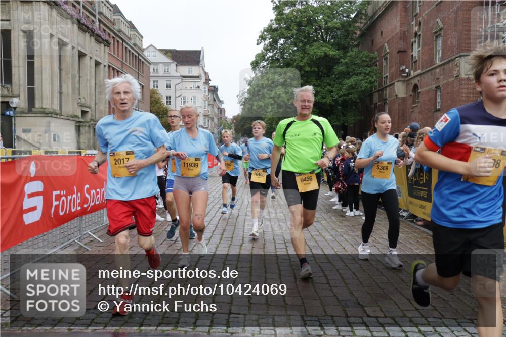 13.09.2026 - Kiel Lauf Yannick Fuchs http://msf.ph/oto/10424069 13.09.2026 09:45:27 Ziel 1503, 1579, 2017, 2835, 3408, 4606, 5103, 5369, 5399, 5811, 6038, 7854, 8152, 8854, 9456, 9897, 10498, 11939, 12069, 12347, 98, 312, 2282, 2456, 2704, 2786, 3138, 3479, 3503, 3507, 3517, 3717, 4118, 4606, 5400, 5562, 5672, 5939, 6023, 6097, 6098, 6135, 6556, 8028, 8189, 9425, 9760, 9897, 10006, 11043, 12348, 12351, 12676, 1023, 2788, 3025, 3974, 4413, 4569, 5511, 7202, 7349, 8126, 10142, 10392, 10445, 12281, 1224, 4118, 5939, 6023, 7460, 10777, 11046, 11239 meine-sportfotos.de