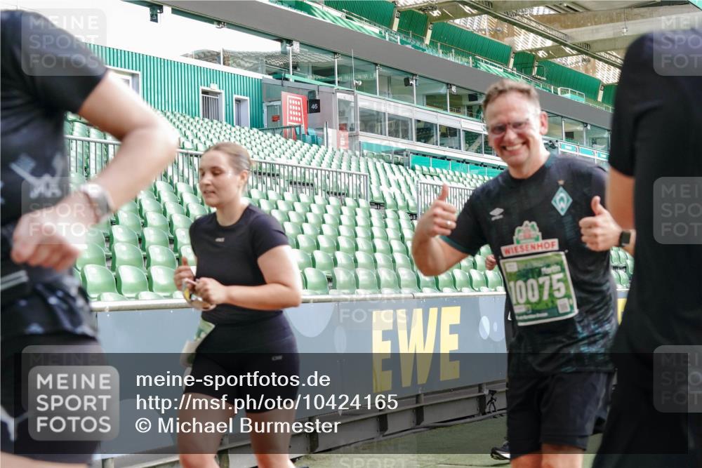 13.09.2026 - 21. swb-Marathon Bremen Michael Burmester http://msf.ph/oto/10424165 13.09.2026 13:23:48 Laufen im Stadion 137, 160, 182, 211, 324, 434, 533, 548, 571, 609, 708, 721, 723, 739, 743, 752, 892, 1157, 1178, 1259, 1273, 1331, 1463, 1471, 1597, 1598, 1657, 1691, 1746, 1788, 1883, 1944, 2095, 2211, 2213, 2252, 2286, 2312, 2323, 2433, 2445, 2465, 2475, 2483, 2495, 2503, 2504, 2526, 2571, 2768, 2776, 2936, 2968, 3252, 3282, 3288, 3289, 3292, 3298, 3312, 3347, 3364, 3381, 3395, 3423, 3447, 3505, 3530, 3559, 3727, 3770, 3819, 4020, 4054, 4231, 4406, 4407, 4431, 4466, 4467, 4584 meine-sportfotos.de