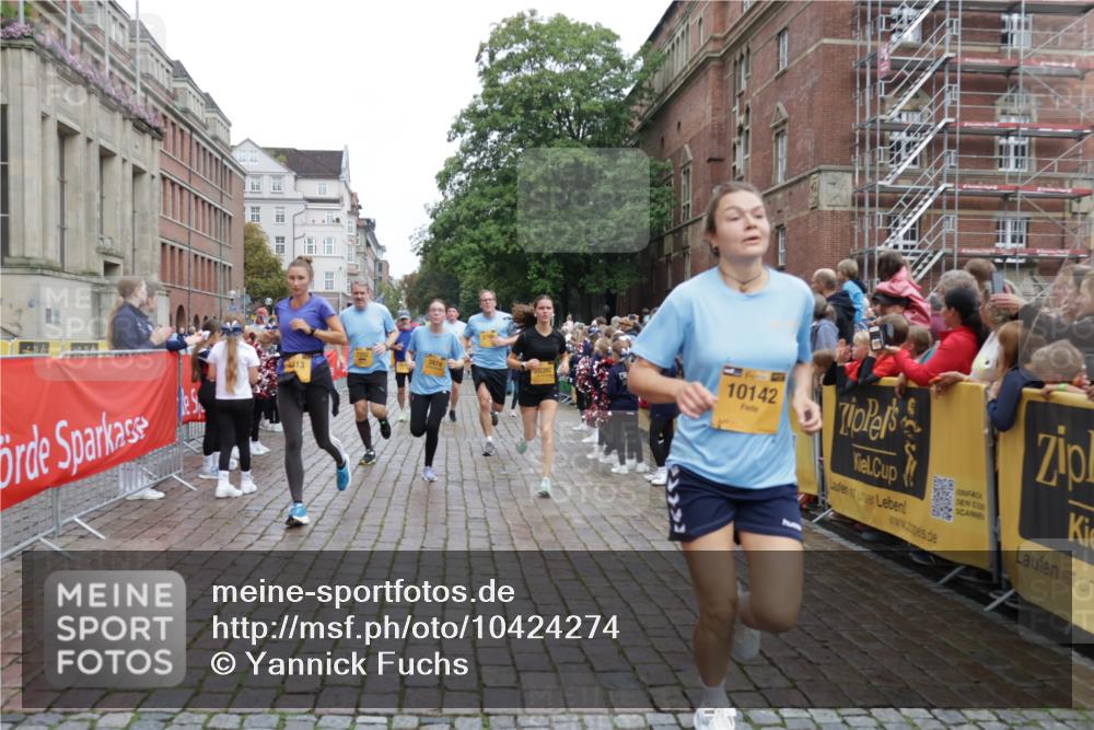 13.09.2026 - Kiel Lauf Yannick Fuchs http://msf.ph/oto/10424274 13.09.2026 09:45:45 Ziel 2788, 3025, 3974, 4413, 4569, 5511, 7202, 7349, 7572, 8126, 9841, 10036, 10142, 10392, 10445, 12281, 1023, 1503, 1579, 2017, 2282, 2835, 3408, 3479, 3503, 3507, 4606, 5103, 5369, 5399, 5400, 5672, 5811, 6038, 6097, 6098, 6556, 7854, 8152, 8854, 9425, 9456, 9760, 9897, 10498, 11939, 12069, 12281, 12347, 12348, 12351, 557, 1415, 1418, 2127, 2482, 3142, 3301, 4909, 4910, 4918, 5234, 5757, 5829, 7911, 7924, 8244, 8611, 8859, 10203, 10719, 12374, 12841, 98, 312, 2786 meine-sportfotos.de