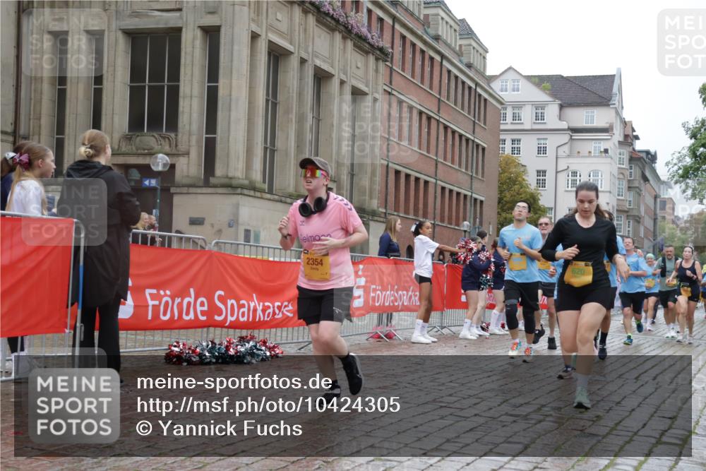 13.09.2026 - Kiel Lauf Yannick Fuchs http://msf.ph/oto/10424305 13.09.2026 11:00:04 Ziel 753, 964, 1078, 1562, 1728, 1895, 2382, 3775, 4437, 4509, 6520, 7398, 7945, 8120, 9140, 9271, 9690, 10996, 11007, 11377, 11415, 11503, 11607, 469, 620, 683, 747, 988, 1002, 1895, 1948, 2287, 2354, 3063, 3108, 3113, 3176, 3348, 3607, 3663, 5173, 5261, 5382, 5608, 5627, 6295, 7350, 7454, 7543, 7614, 7954, 8234, 8723, 8884, 9299, 9971, 10157, 10916, 10918, 11415, 12359, 12408, 173, 327, 893, 1036, 1518, 1896, 1897, 2150, 2151, 2187, 2558, 2915, 3121, 3793, 620, 2828, 7066 meine-sportfotos.de