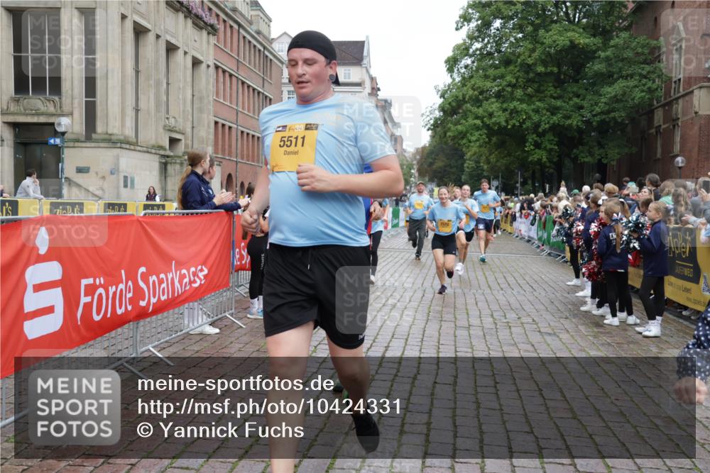 13.09.2026 - Kiel Lauf Yannick Fuchs http://msf.ph/oto/10424331 13.09.2026 09:45:49 Ziel 557, 1418, 2127, 2788, 3025, 3142, 3301, 3974, 4413, 4569, 5511, 5757, 7202, 7349, 7572, 9841, 10036, 10142, 10392, 10445, 12374, 12841, 1023, 1503, 1579, 2017, 2282, 2835, 3408, 3479, 4606, 5103, 5369, 5399, 5400, 5811, 6038, 6097, 6098, 7349, 7854, 8126, 8152, 8854, 9425, 9456, 9897, 10498, 11939, 12069, 12281, 12347, 12351, 1415, 2482, 4909, 4910, 4918, 5234, 5829, 6732, 7015, 7911, 7924, 8244, 8611, 8859, 10203, 10685, 10719, 10898, 11076, 11078, 2282, 2786, 3479 meine-sportfotos.de