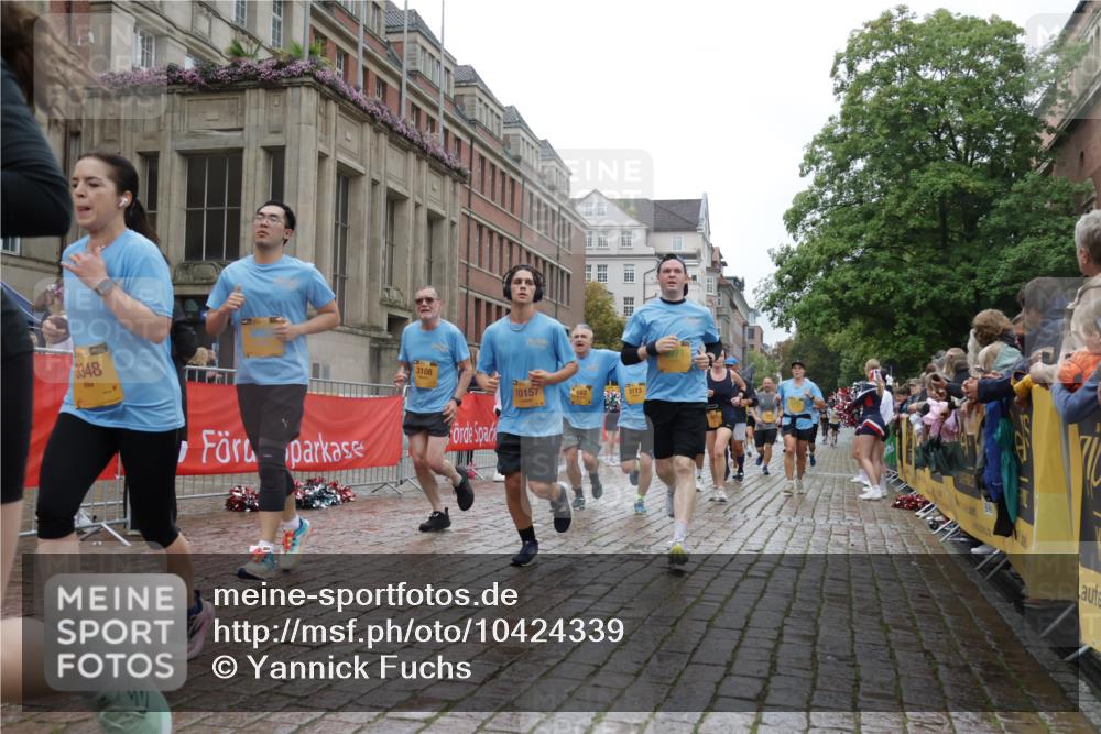 13.09.2026 - Kiel Lauf Yannick Fuchs http://msf.ph/oto/10424339 13.09.2026 11:00:06 Ziel 173, 753, 964, 1078, 1562, 1728, 2382, 2490, 3775, 4437, 4509, 6520, 7398, 7438, 7945, 9140, 9271, 9690, 10420, 10996, 11503, 11607, 469, 620, 683, 747, 988, 1002, 1562, 1895, 1948, 2287, 2354, 3063, 3108, 3113, 3176, 3348, 3607, 3663, 4509, 5173, 5261, 5382, 5608, 5627, 6295, 7350, 7454, 7543, 7614, 7954, 8120, 8234, 8723, 8884, 9271, 9299, 9971, 10157, 10916, 10918, 11007, 11377, 11415, 12408, 327, 893, 1036, 1518, 1896, 1897, 2150, 2151, 2187, 2558, 2915, 3121, 3793, 620 meine-sportfotos.de