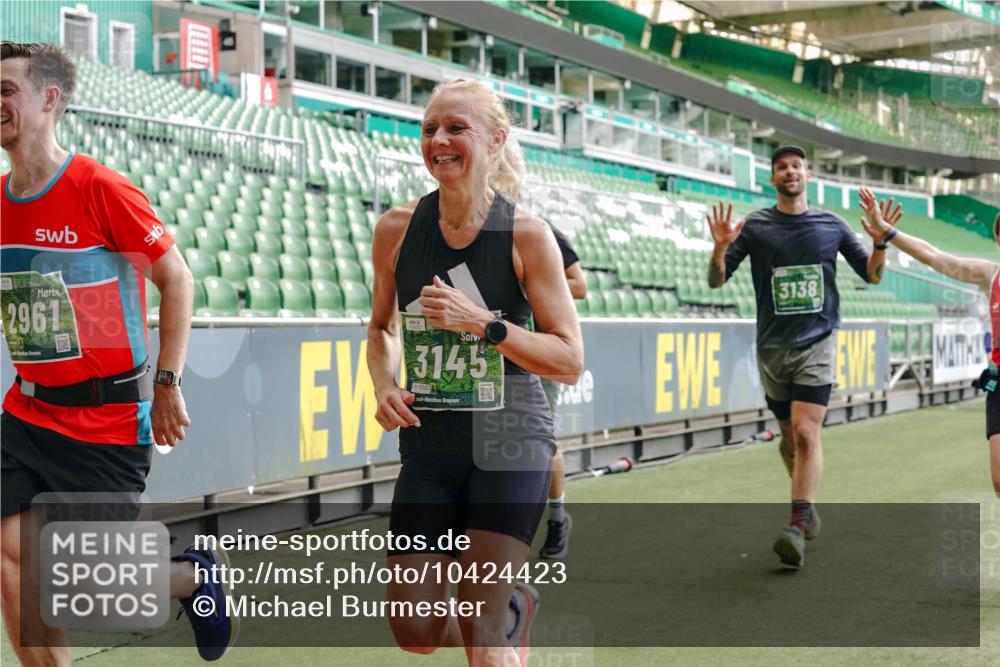 13.09.2026 - 21. swb-Marathon Bremen Michael Burmester http://msf.ph/oto/10424423 13.09.2026 13:01:01 Laufen im Stadion 135, 242, 260, 282, 318, 342, 440, 531, 651, 687, 930, 1006, 1067, 1209, 1368, 1436, 1448, 1493, 1494, 1582, 1650, 1861, 1896, 1935, 1963, 2033, 2047, 2062, 2088, 2293, 2306, 2322, 2370, 2409, 2427, 2481, 2485, 2490, 2491, 2517, 2560, 2561, 2570, 2627, 2638, 2658, 2686, 2700, 2708, 2781, 2906, 2914, 2967, 3076, 3105, 3145, 3168, 3173, 3273, 3354, 3372, 3374, 3375, 3385, 3480, 3524, 3526, 3642, 3667, 3729, 3774, 3806, 3855, 3856, 3861, 3930 meine-sportfotos.de