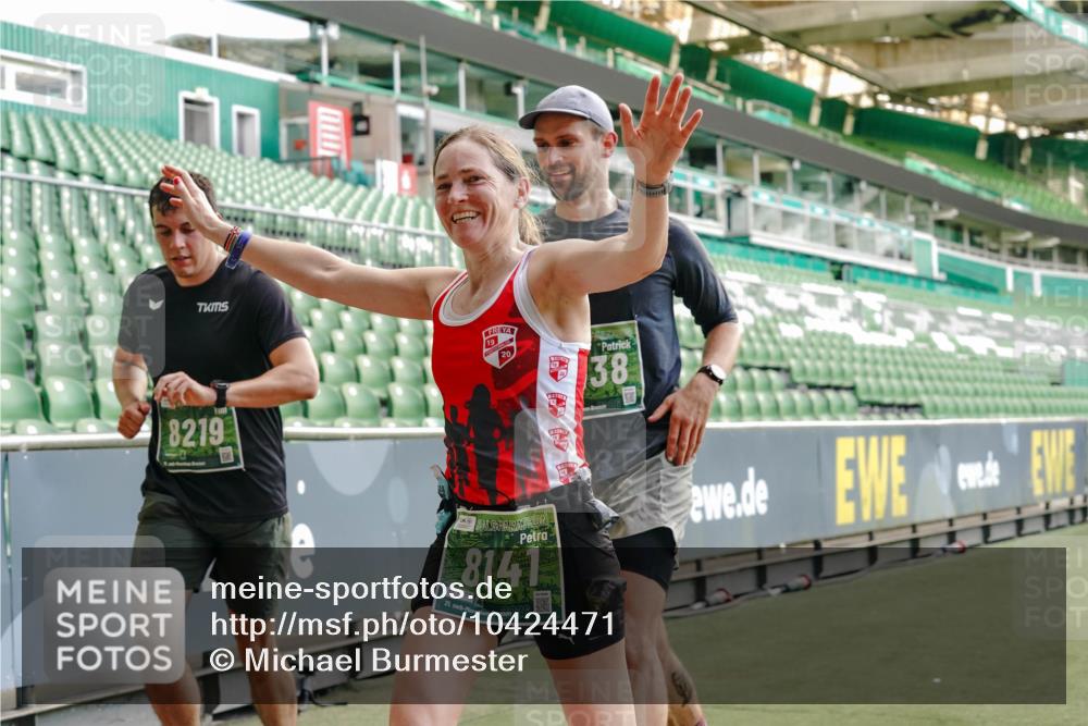 13.09.2026 - 21. swb-Marathon Bremen Michael Burmester http://msf.ph/oto/10424471 13.09.2026 13:01:02 Laufen im Stadion 135, 242, 260, 282, 318, 342, 440, 531, 651, 687, 930, 1006, 1067, 1209, 1368, 1436, 1448, 1493, 1494, 1582, 1650, 1861, 1896, 1935, 1963, 2033, 2047, 2062, 2088, 2293, 2306, 2322, 2370, 2409, 2427, 2481, 2485, 2490, 2491, 2517, 2560, 2561, 2570, 2627, 2638, 2658, 2686, 2700, 2708, 2781, 2906, 2914, 2967, 3076, 3105, 3145, 3168, 3173, 3273, 3354, 3372, 3374, 3375, 3385, 3480, 3524, 3526, 3642, 3667, 3729, 3774, 3806, 3855, 3856, 3861, 3930 meine-sportfotos.de