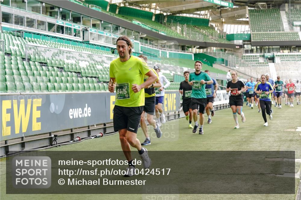 13.09.2026 - 21. swb-Marathon Bremen Michael Burmester http://msf.ph/oto/10424517 13.09.2026 13:01:04 Laufen im Stadion 135, 242, 260, 282, 318, 342, 440, 531, 651, 687, 930, 946, 1006, 1067, 1209, 1368, 1436, 1448, 1493, 1494, 1582, 1650, 1861, 1896, 1935, 1963, 2033, 2047, 2062, 2088, 2293, 2306, 2322, 2370, 2409, 2427, 2481, 2485, 2490, 2491, 2517, 2560, 2561, 2570, 2627, 2638, 2658, 2686, 2700, 2708, 2781, 2906, 2914, 2967, 3076, 3105, 3145, 3168, 3173, 3273, 3354, 3372, 3374, 3375, 3385, 3480, 3524, 3526, 3642, 3667, 3729, 3774, 3806, 3855, 3856, 3861, 3930 meine-sportfotos.de