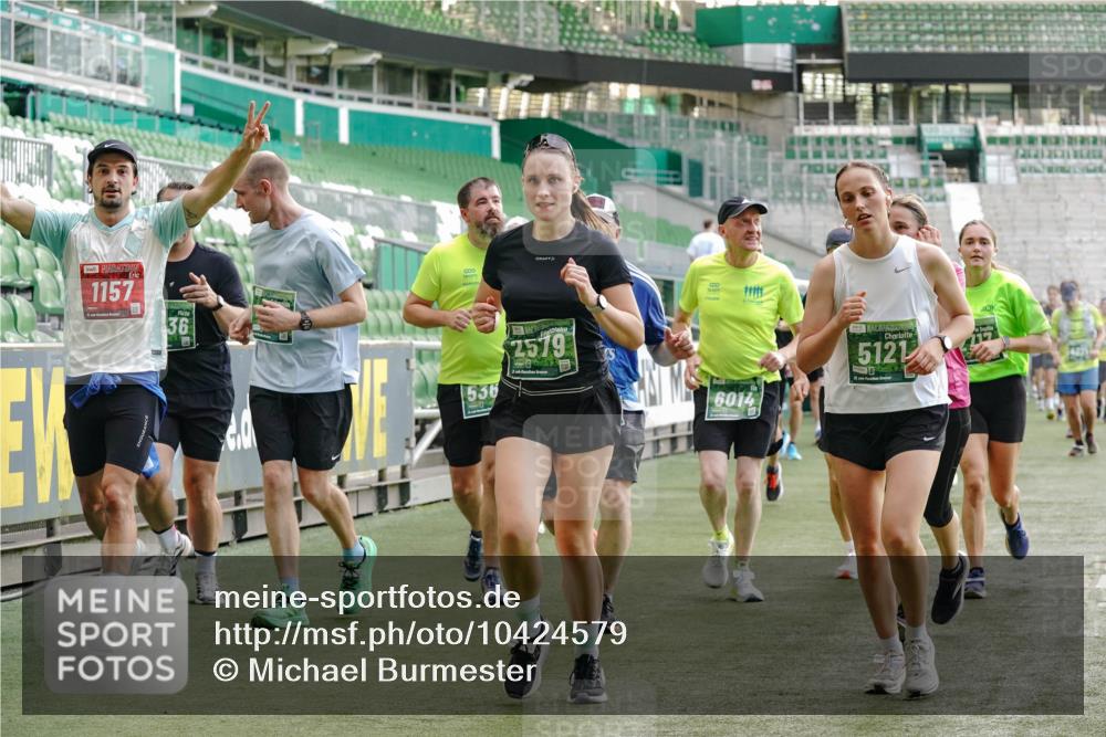 13.09.2026 - 21. swb-Marathon Bremen Michael Burmester http://msf.ph/oto/10424579 13.09.2026 13:24:03 Laufen im Stadion 137, 160, 182, 324, 434, 533, 548, 609, 708, 721, 723, 739, 743, 752, 892, 1178, 1273, 1331, 1463, 1471, 1491, 1597, 1598, 1691, 1746, 1788, 1944, 2095, 2211, 2213, 2252, 2286, 2312, 2323, 2433, 2445, 2465, 2475, 2483, 2495, 2497, 2503, 2504, 2526, 2554, 2571, 2644, 2768, 2776, 2936, 2968, 3252, 3282, 3288, 3289, 3292, 3298, 3306, 3312, 3347, 3364, 3381, 3395, 3423, 3447, 3505, 3530, 3559, 3727, 3770, 3819, 4054, 4231, 4406, 4407, 4466, 4467 meine-sportfotos.de