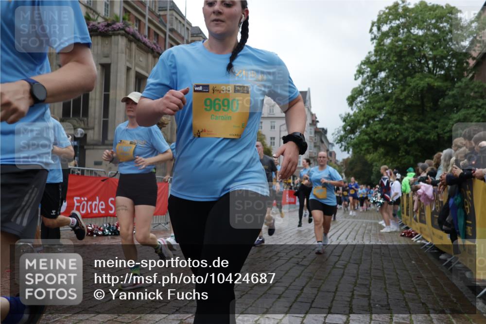 13.09.2026 - Kiel Lauf Yannick Fuchs http://msf.ph/oto/10424687 13.09.2026 11:00:43 Ziel 362, 1722, 1795, 2267, 4055, 4706, 4855, 5794, 5912, 6995, 6996, 7179, 7214, 7610, 8590, 8622, 8686, 10480, 10529, 10590, 10700, 11797, 12756, 12757, 12773, 173, 327, 362, 893, 1036, 1518, 1650, 1896, 1897, 2150, 2151, 2187, 2233, 2267, 2490, 2558, 2915, 3121, 3793, 4239, 4261, 4524, 4787, 4905, 6431, 6520, 6770, 6897, 7091, 7179, 7438, 7945, 7997, 8481, 8565, 9327, 9408, 9690, 10346, 10420, 10674, 11182, 11220, 11471, 11607, 11835, 12214, 12457, 48, 190, 2038 meine-sportfotos.de