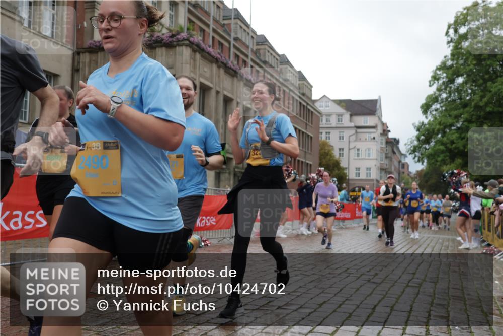 13.09.2026 - Kiel Lauf Yannick Fuchs http://msf.ph/oto/10424702 13.09.2026 11:00:46 Ziel 1722, 1795, 2038, 3423, 3425, 4055, 4706, 4855, 4915, 5648, 5794, 5912, 6399, 6426, 6995, 6996, 7214, 7610, 8590, 8622, 8686, 9199, 10339, 10480, 10529, 10700, 12326, 12773, 327, 362, 893, 1036, 1518, 1650, 1896, 1897, 2150, 2151, 2187, 2233, 2267, 2490, 2558, 2915, 3121, 3793, 4239, 4261, 4524, 4787, 4905, 6431, 6770, 6897, 7091, 7179, 7438, 7997, 8481, 8565, 9327, 9408, 10346, 10590, 10674, 11182, 11220, 11471, 11797, 11835, 12214, 12457, 12756, 48, 190 meine-sportfotos.de