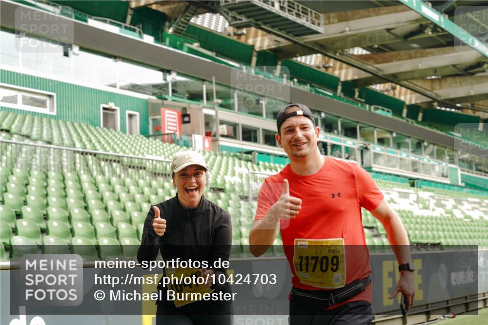 13.09.2026 - 21. swb-Marathon Bremen Michael Burmester http://msf.ph/oto/10424703 13.09.2026 10:47:18 Laufen im Stadion 10161, 10264, 10349, 10535, 10895, 10933, 10970, 11050, 11104, 11181, 11244, 11262, 11296, 11443, 11457, 11529, 11530, 11546, 11573, 11574, 11579, 11639, 11663, 11675, 11698, 11760, 11821, 12157, 12211, 12285, 12316, 12317, 12340, 12374, 12422, 12444, 12462, 10002, 10004, 10005, 10176, 10191, 10192, 10271, 10295, 10325, 10335, 10361, 10362, 10459, 10513, 10629, 10756, 10779, 10882, 10997, 10999, 11233, 11307, 11355 meine-sportfotos.de