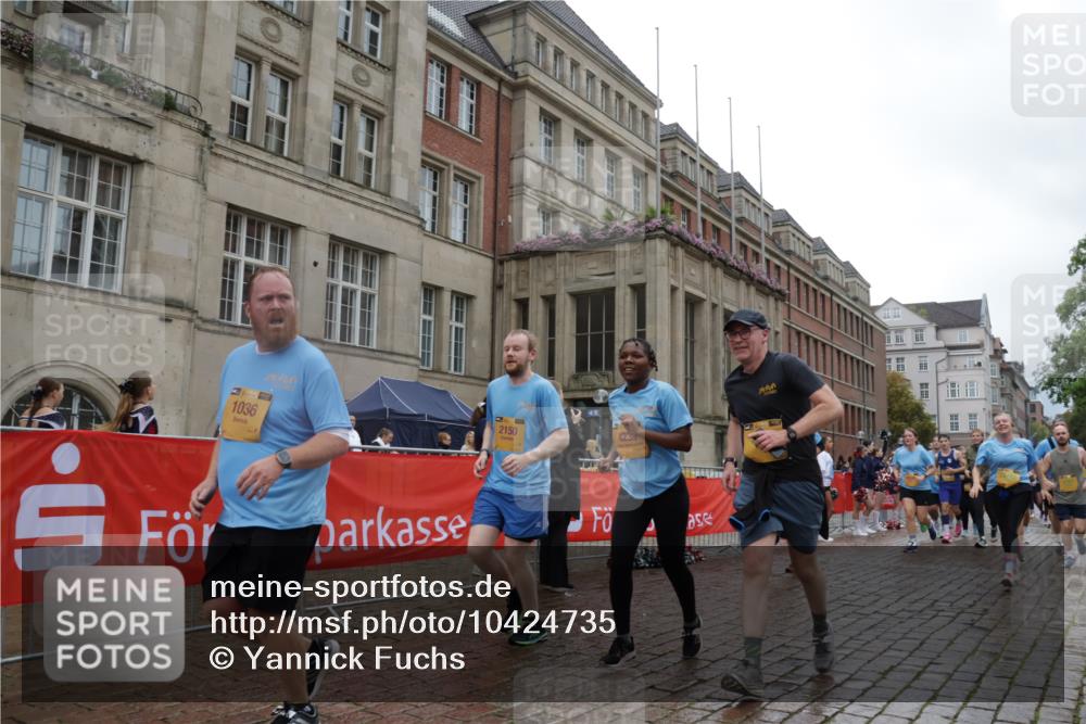 13.09.2026 - Kiel Lauf Yannick Fuchs http://msf.ph/oto/10424735 13.09.2026 11:00:52 Ziel 190, 1314, 2038, 2697, 3423, 3425, 4055, 4769, 4915, 5648, 6399, 6426, 6995, 6996, 7516, 7610, 8229, 8622, 9199, 9594, 10339, 10480, 10529, 10700, 10885, 11972, 12192, 12326, 362, 893, 1036, 1518, 1650, 1722, 1795, 1896, 1897, 2150, 2151, 2233, 2267, 2558, 2915, 3793, 4055, 4239, 4261, 4524, 4706, 4787, 4855, 4905, 5794, 5912, 6431, 6770, 7091, 7179, 7214, 7997, 8481, 8565, 8590, 8686, 9327, 9408, 10346, 10590, 10674, 11182, 11471, 11797, 11835, 12214, 12457, 12756, 48 meine-sportfotos.de