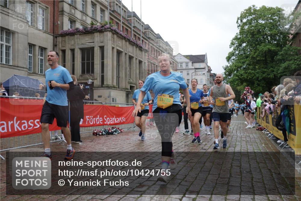 13.09.2026 - Kiel Lauf Yannick Fuchs http://msf.ph/oto/10424755 13.09.2026 11:00:54 Ziel 190, 1314, 2038, 2697, 3423, 3425, 4769, 4915, 5648, 6399, 6426, 6995, 6996, 7516, 7610, 8229, 8622, 9199, 9594, 10339, 10480, 10700, 10885, 11972, 12192, 12326, 362, 893, 1518, 1650, 1722, 1795, 1896, 1897, 2150, 2151, 2233, 2267, 2915, 3793, 4055, 4239, 4261, 4524, 4706, 4787, 4855, 4905, 5794, 5912, 6431, 6770, 7091, 7179, 7214, 7997, 8481, 8565, 8590, 8622, 8686, 9327, 9408, 10346, 10529, 10590, 10674, 11182, 11797, 11835, 12214, 12457, 12756, 48, 539, 842 meine-sportfotos.de