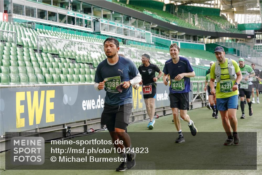 13.09.2026 - 21. swb-Marathon Bremen Michael Burmester http://msf.ph/oto/10424823 13.09.2026 13:24:13 Laufen im Stadion 137, 182, 294, 324, 434, 505, 533, 548, 609, 708, 721, 723, 739, 743, 752, 892, 1178, 1273, 1331, 1463, 1471, 1491, 1515, 1597, 1598, 1746, 1788, 1944, 2095, 2211, 2213, 2252, 2267, 2286, 2312, 2323, 2433, 2445, 2465, 2475, 2483, 2495, 2497, 2503, 2526, 2554, 2571, 2644, 2768, 2776, 2936, 2968, 3211, 3252, 3282, 3288, 3289, 3292, 3298, 3306, 3312, 3347, 3364, 3381, 3395, 3423, 3447, 3505, 3559, 3727, 3770, 3819, 4054, 4231, 4466, 4467 meine-sportfotos.de