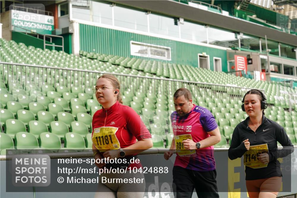 13.09.2026 - 21. swb-Marathon Bremen Michael Burmester http://msf.ph/oto/10424883 13.09.2026 10:47:26 Laufen im Stadion 10161, 10264, 10292, 10349, 10535, 10732, 10895, 10925, 10933, 10970, 11050, 11104, 11244, 11262, 11296, 11423, 11443, 11457, 11529, 11530, 11546, 11573, 11574, 11579, 11639, 11663, 11675, 11698, 11760, 12083, 12157, 12211, 12285, 12316, 12317, 12340, 12374, 12422, 12444, 12462, 12472, 10002, 10004, 10005, 10176, 10191, 10192, 10271, 10295, 10325, 10335, 10361, 10362, 10459, 10513, 10629, 10679, 10713, 10756, 10779, 10882, 10997, 10999, 11233, 11307, 11355 meine-sportfotos.de