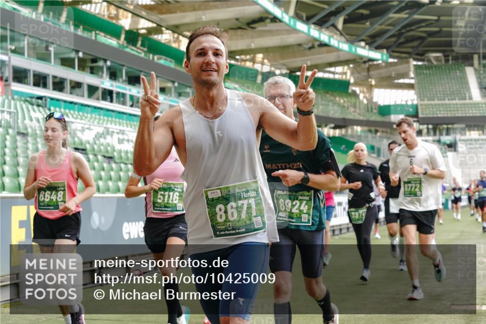 13.09.2026 - 21. swb-Marathon Bremen Michael Burmester http://msf.ph/oto/10425009 13.09.2026 13:01:25 Laufen im Stadion 135, 150, 242, 282, 318, 440, 531, 651, 687, 930, 946, 1006, 1067, 1163, 1368, 1436, 1448, 1582, 1650, 1861, 1896, 1935, 1963, 2033, 2047, 2062, 2292, 2293, 2306, 2322, 2345, 2370, 2409, 2427, 2485, 2490, 2491, 2560, 2561, 2627, 2638, 2658, 2666, 2686, 2700, 2708, 2781, 2906, 2967, 2987, 3013, 3044, 3076, 3105, 3145, 3163, 3164, 3168, 3173, 3187, 3248, 3294, 3334, 3354, 3372, 3374, 3375, 3385, 3392, 3480, 3524, 3526, 3527, 3642, 3667, 3729, 3774, 3806, 3855, 3856 meine-sportfotos.de