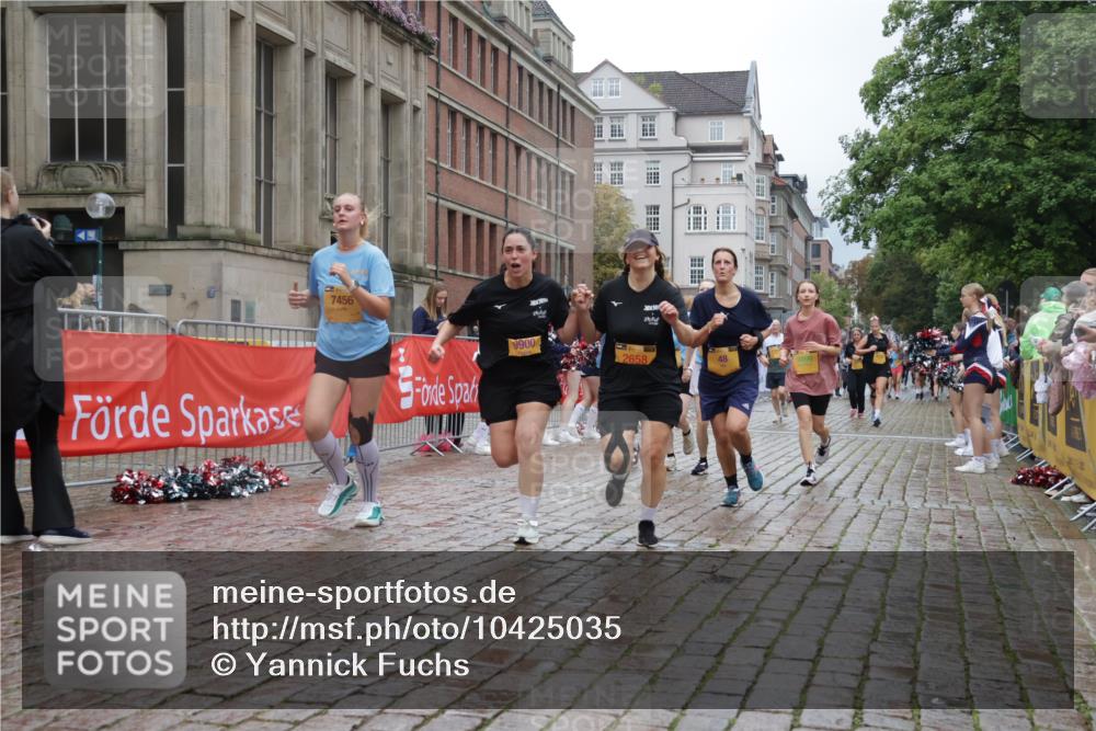 13.09.2026 - Kiel Lauf Yannick Fuchs http://msf.ph/oto/10425035 13.09.2026 11:01:33 Ziel 955, 1018, 1425, 2424, 2616, 3554, 3626, 3662, 3982, 8307, 8576, 8724, 9134, 9869, 11474, 12283, 48, 539, 823, 842, 1018, 1448, 1522, 1744, 2132, 2144, 2637, 2658, 3340, 4529, 4530, 4788, 5052, 5451, 5552, 6300, 6522, 6653, 7191, 7456, 7651, 8469, 8596, 9525, 9899, 9900, 11056, 11216, 11217, 11502, 11505, 11581, 11805, 11857, 12010, 12151, 12283, 735, 1347, 4420, 5406, 5927, 6631, 6717, 10607, 11547, 12110, 48, 190, 1314, 2144, 2658, 4529, 4769, 7516, 9594, 10885 meine-sportfotos.de