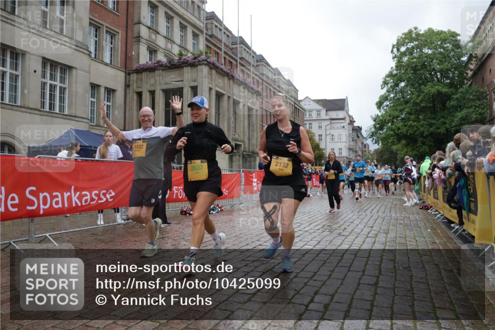 13.09.2026 - Kiel Lauf Yannick Fuchs http://msf.ph/oto/10425099 13.09.2026 11:01:40 Ziel 955, 1347, 1425, 2424, 2616, 2722, 2838, 3039, 3224, 3554, 3982, 5927, 6619, 6717, 7174, 8555, 8934, 9695, 11465, 12115, 539, 823, 842, 1018, 1448, 1522, 1744, 2132, 2424, 2637, 3340, 3626, 3662, 4788, 5052, 5451, 5552, 6300, 6522, 6653, 7191, 7651, 8307, 8469, 8576, 8596, 8724, 9134, 9525, 9869, 11056, 11216, 11217, 11474, 11502, 11505, 11581, 11805, 11857, 12010, 12151, 12283, 735, 1660, 2451, 2726, 2902, 2996, 4420, 5406, 6631, 10607, 11547, 12110, 48, 2144, 2658, 4529 meine-sportfotos.de