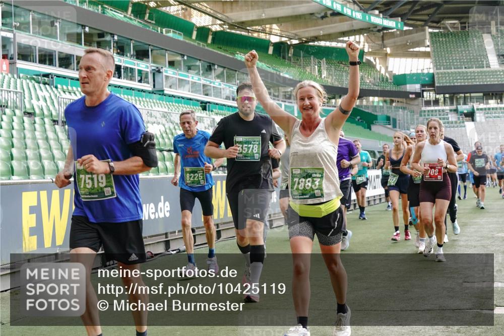 13.09.2026 - 21. swb-Marathon Bremen Michael Burmester http://msf.ph/oto/10425119 13.09.2026 13:24:24 Laufen im Stadion 137, 182, 213, 294, 324, 434, 505, 533, 548, 609, 708, 721, 723, 739, 743, 752, 892, 1178, 1273, 1331, 1463, 1471, 1491, 1504, 1515, 1597, 1598, 1746, 1788, 1830, 1944, 2095, 2211, 2252, 2267, 2271, 2286, 2312, 2323, 2433, 2445, 2465, 2475, 2483, 2495, 2497, 2503, 2506, 2554, 2571, 2644, 2768, 2776, 2833, 2936, 2968, 3005, 3142, 3211, 3252, 3282, 3288, 3289, 3292, 3298, 3306, 3312, 3347, 3364, 3381, 3390, 3395, 3423, 3447, 3505, 3559, 3727, 3770, 3819, 4231, 4466, 4467 meine-sportfotos.de