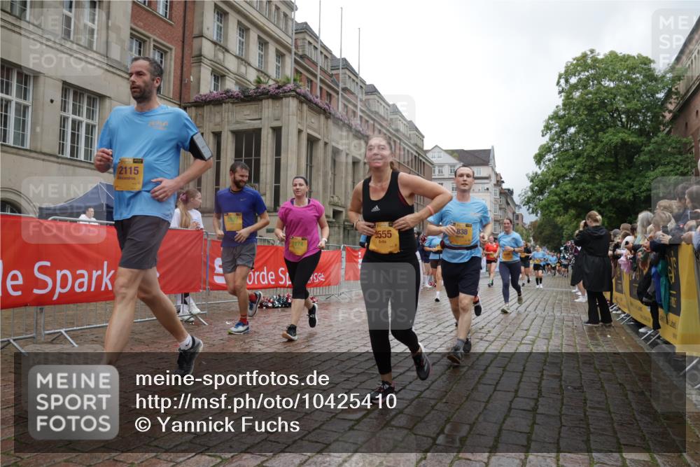 13.09.2026 - Kiel Lauf Yannick Fuchs http://msf.ph/oto/10425410 13.09.2026 11:02:17 Ziel 208, 484, 649, 841, 2322, 2778, 2895, 3102, 3443, 3942, 4848, 6332, 6998, 7005, 7244, 8218, 8517, 8793, 9732, 9738, 10020, 10531, 11135, 11256, 11261, 11301, 11466, 11546, 11959, 12578, 12697, 208, 540, 651, 709, 735, 841, 845, 1651, 1660, 2451, 2726, 2838, 2902, 2958, 2996, 3039, 3224, 3977, 4420, 4848, 5406, 5465, 5927, 6311, 6332, 6407, 6408, 6631, 6717, 7174, 7556, 8343, 8523, 8555, 8934, 8974, 9448, 9523, 9856, 10056, 10607, 11159, 11265, 11338, 11465, 11547, 935 meine-sportfotos.de