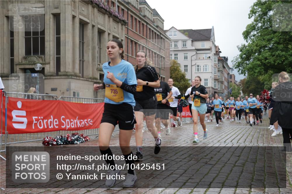 13.09.2026 - Kiel Lauf Yannick Fuchs http://msf.ph/oto/10425451 13.09.2026 11:02:24 Ziel 484, 649, 1693, 2299, 2322, 2895, 3102, 3414, 3443, 7005, 8036, 8517, 9732, 10020, 11135, 11256, 11261, 11301, 11942, 12085, 12578, 12640, 12697, 208, 540, 651, 709, 735, 841, 845, 1651, 1660, 2451, 2726, 2778, 2895, 2902, 2958, 2996, 3443, 3942, 3977, 4420, 4848, 5465, 6311, 6332, 6407, 6408, 6998, 7244, 7556, 8218, 8343, 8523, 8793, 8974, 9448, 9523, 9738, 9856, 10020, 10056, 10531, 11159, 11265, 11338, 11466, 11546, 415, 935, 1298, 3947, 4562, 4648, 4984 meine-sportfotos.de