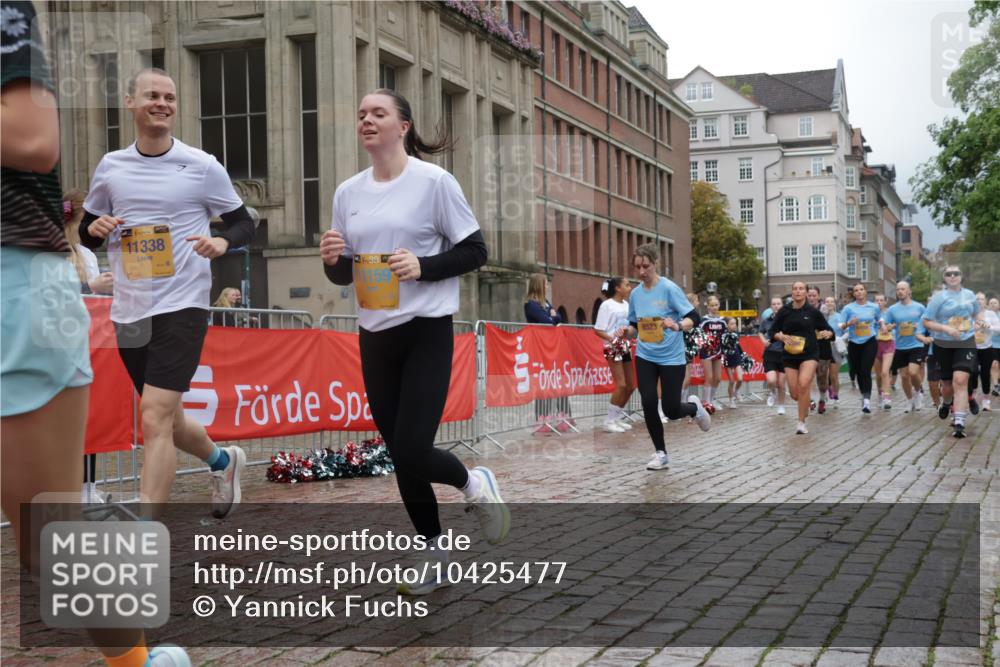 13.09.2026 - Kiel Lauf Yannick Fuchs http://msf.ph/oto/10425477 13.09.2026 11:02:27 Ziel 484, 649, 935, 1693, 2299, 2322, 3414, 3670, 6375, 6878, 7389, 8036, 8517, 9745, 11135, 11256, 11261, 11301, 11384, 11942, 12085, 12640, 12697, 208, 540, 651, 709, 841, 845, 1651, 1660, 2451, 2726, 2778, 2895, 2902, 2958, 2996, 3102, 3443, 3942, 3977, 4420, 4848, 5465, 6311, 6332, 6407, 6408, 6998, 7005, 7244, 7556, 8218, 8343, 8523, 8793, 8974, 9448, 9523, 9732, 9738, 9856, 10020, 10056, 10531, 11159, 11265, 11338, 11466, 11546, 12578, 415, 1298, 3947, 4562, 4648, 4984 meine-sportfotos.de