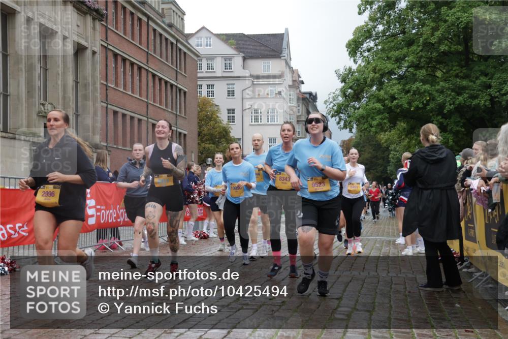 13.09.2026 - Kiel Lauf Yannick Fuchs http://msf.ph/oto/10425494 13.09.2026 11:02:29 Ziel 484, 649, 935, 1693, 2299, 3414, 3670, 3968, 6375, 6878, 7389, 8036, 8517, 9745, 11135, 11256, 11261, 11301, 11384, 11942, 12085, 12640, 12697, 208, 540, 651, 709, 841, 845, 1651, 1660, 2322, 2451, 2726, 2778, 2895, 2902, 2958, 2996, 3102, 3443, 3942, 3977, 4848, 5465, 6311, 6332, 6407, 6408, 6998, 7005, 7244, 8218, 8343, 8517, 8523, 8793, 8974, 9448, 9523, 9732, 9738, 9856, 10020, 10056, 10531, 11135, 11301, 11466, 11546, 12578, 415, 1298, 3947, 4562, 4648, 4984 meine-sportfotos.de