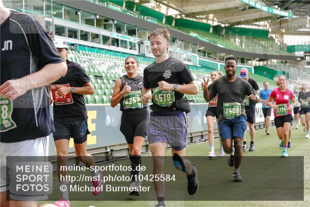 13.09.2026 - 21. swb-Marathon Bremen Michael Burmester http://msf.ph/oto/10425584 13.09.2026 13:01:52 Laufen im Stadion 150, 242, 282, 318, 440, 531, 687, 722, 930, 936, 946, 1006, 1067, 1163, 1250, 1436, 1448, 1582, 1896, 2033, 2047, 2062, 2292, 2345, 2370, 2378, 2409, 2427, 2485, 2490, 2491, 2560, 2561, 2627, 2638, 2658, 2666, 2668, 2700, 2708, 2781, 2906, 2967, 2987, 3013, 3044, 3163, 3164, 3168, 3173, 3187, 3248, 3294, 3334, 3372, 3374, 3375, 3385, 3392, 3524, 3526, 3527, 3603, 3642, 3667, 3721, 3774, 3806, 3852, 3856, 3893, 4000, 4506, 4558 meine-sportfotos.de