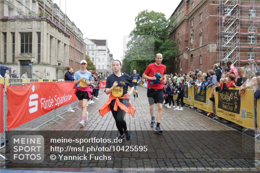 13.09.2026 - Kiel Lauf Yannick Fuchs http://msf.ph/oto/10425595 13.09.2026 09:46:11 Ziel 442, 1415, 2482, 3052, 3954, 4909, 4910, 4918, 5234, 5855, 5955, 6732, 7015, 7308, 8125, 10203, 10685, 10898, 11076, 11078, 557, 1415, 1418, 2127, 2788, 3025, 3142, 3301, 3974, 4413, 4569, 4909, 4910, 5234, 5511, 5757, 5829, 7202, 7349, 7572, 7911, 7924, 8126, 8244, 8611, 8859, 9841, 10036, 10142, 10392, 10445, 10719, 12374, 12841, 167, 181, 3361, 6577, 6857, 9832, 10117, 10913, 11316, 11859, 11861, 12173, 12495, 12621, 1023, 1579, 6038, 8126 meine-sportfotos.de