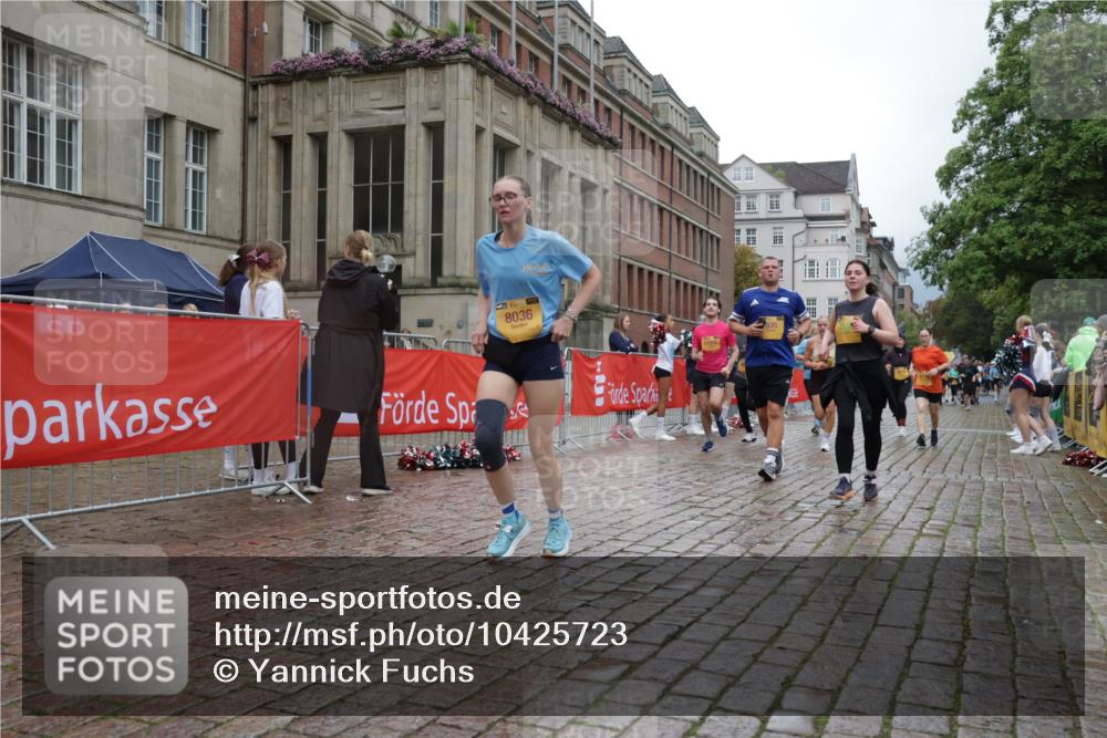 13.09.2026 - Kiel Lauf Yannick Fuchs http://msf.ph/oto/10425723 13.09.2026 11:03:01 Ziel 1095, 1635, 2055, 2796, 3513, 3635, 3912, 4478, 4781, 5046, 5998, 6483, 6768, 6934, 6969, 6974, 7968, 8084, 9070, 9108, 9663, 10165, 10664, 10999, 11255, 11736, 11846, 415, 935, 1298, 2055, 2299, 3207, 3414, 3670, 3947, 3968, 4562, 4648, 4984, 4986, 5479, 5712, 6071, 6375, 6483, 6548, 6878, 7389, 7968, 8036, 8914, 9745, 10648, 11064, 11384, 11717, 11942, 986, 1923, 2254, 2878, 2975, 3621, 4658, 4757, 5893, 6224, 6319, 6669, 7282, 7656, 8130, 8136, 8204, 8782, 9202, 12550 meine-sportfotos.de