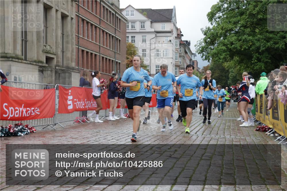 13.09.2026 - Kiel Lauf Yannick Fuchs http://msf.ph/oto/10425886 13.09.2026 11:03:21 Ziel 697, 1923, 2254, 2846, 2878, 2975, 4658, 4757, 5893, 6224, 6319, 6669, 7282, 7656, 8130, 8136, 8204, 8288, 9059, 9063, 9614, 9819, 10806, 986, 1095, 1635, 2055, 2796, 3513, 3621, 3635, 3912, 4478, 4781, 5046, 5712, 5998, 6071, 6483, 6548, 6669, 6768, 6934, 6969, 6974, 7968, 8084, 8782, 9070, 9108, 9202, 9663, 10165, 10664, 10999, 11255, 11717, 11736, 11846, 12550, 1698, 2724, 3049, 3155, 3744, 4074, 4854, 5588, 5820, 6341, 6524, 6525, 9331, 9955 meine-sportfotos.de