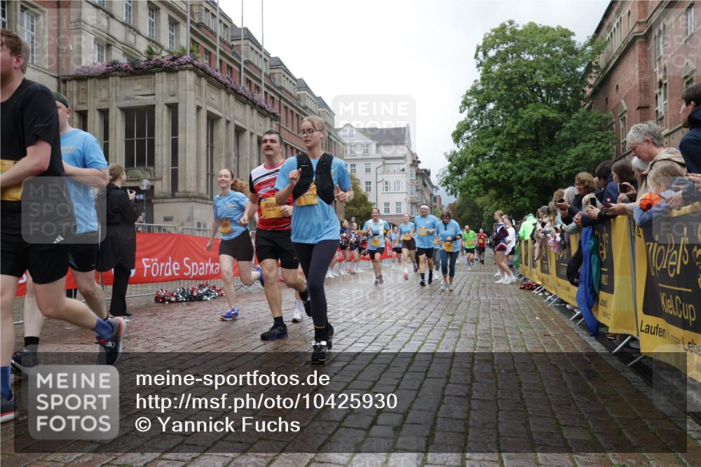 13.09.2026 - Kiel Lauf Yannick Fuchs http://msf.ph/oto/10425930 13.09.2026 11:03:25 Ziel 697, 1923, 2254, 2724, 2846, 2878, 3744, 4074, 4658, 4854, 5893, 6224, 6341, 6953, 7282, 7656, 8204, 8288, 8946, 9059, 9614, 10806, 986, 1095, 1635, 1923, 2055, 2796, 2975, 3513, 3621, 3635, 3912, 4478, 4757, 4781, 5046, 5712, 5893, 5998, 6071, 6319, 6483, 6669, 6768, 6934, 6969, 6974, 7968, 8084, 8130, 8136, 8204, 8782, 9059, 9063, 9070, 9108, 9202, 9663, 9819, 10165, 10664, 10999, 11255, 11736, 11846, 12550, 643, 1698, 3049, 3155, 5377, 5588, 5820, 6524, 6525, 9331, 9955 meine-sportfotos.de