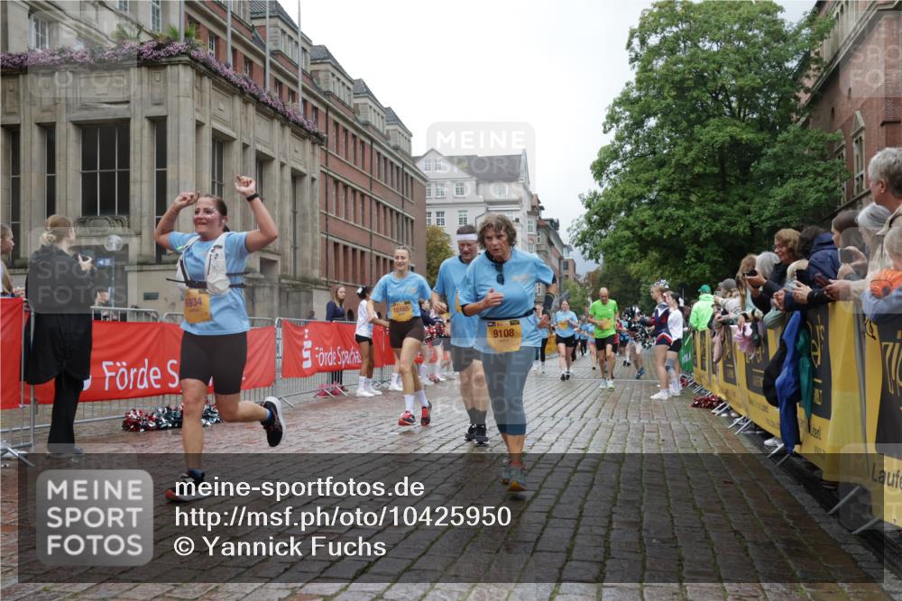 13.09.2026 - Kiel Lauf Yannick Fuchs http://msf.ph/oto/10425950 13.09.2026 11:03:27 Ziel 697, 2254, 2724, 2846, 2878, 3155, 3744, 4074, 4658, 4854, 6224, 6341, 6953, 7282, 7656, 8288, 8946, 9363, 9614, 10806, 12650, 986, 1095, 1635, 1923, 2796, 2975, 3513, 3621, 3635, 3912, 4478, 4757, 4781, 5046, 5893, 5998, 6319, 6669, 6768, 6934, 6969, 6974, 8084, 8130, 8136, 8204, 8288, 8782, 9059, 9063, 9070, 9108, 9202, 9663, 9819, 10165, 10664, 10999, 11255, 11736, 11846, 12550, 643, 1505, 1698, 2807, 3049, 5377, 5588, 5820, 6524, 6525, 9331, 9581, 9955, 1095, 6934 meine-sportfotos.de